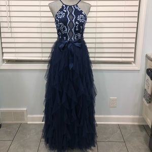 BRAND NEW: Maxi navy dress with floral details on top and mesh tulle skirt